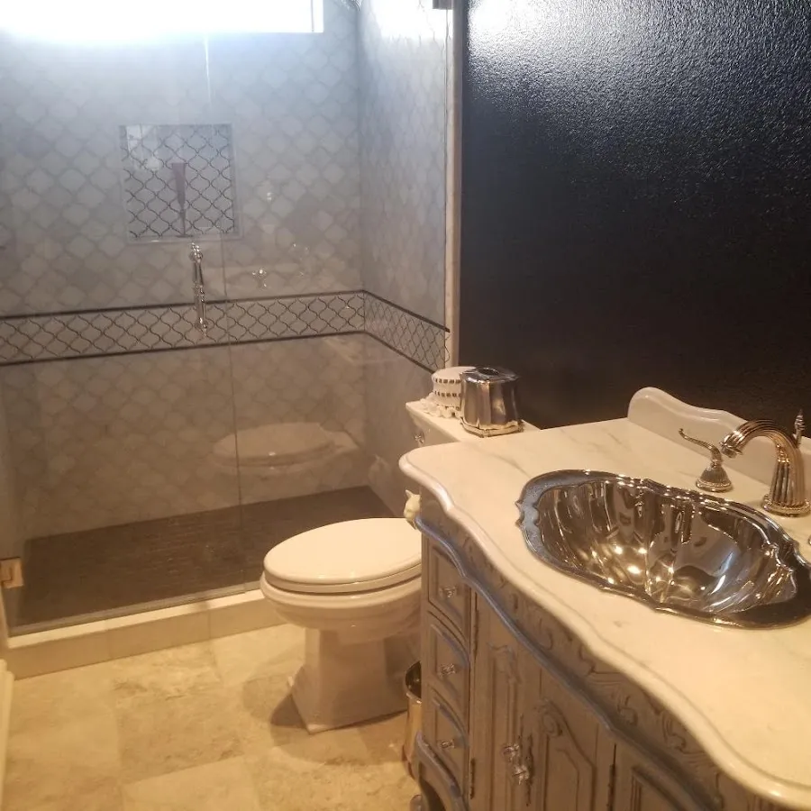 Professional plumbing work and bathroom remodeling in Fresno